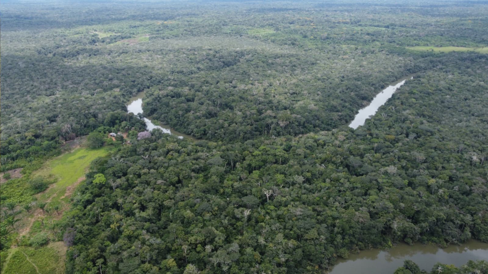 Comunidad Amazon Carbon 27